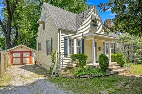 Exterior - 1113 E Washita St, Springfield, MO 65807 photo 3 of 8