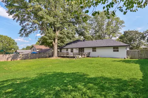 Exterior - 515 E Kingsley St, Springfield, MO 65807 photo 10 of 12