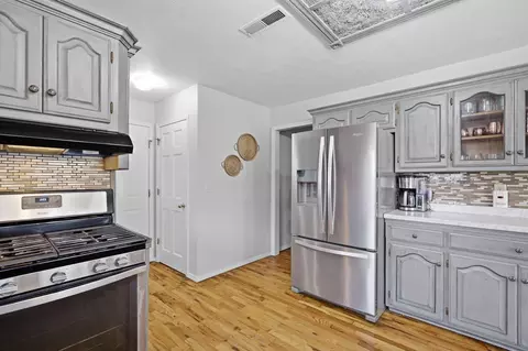 Kitchen - 3476 Lawrence 1220, Everton, MO 65646 photo 3 of 4