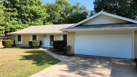 1784 E Lakewood St, Springfield, MO 65804 photo 2