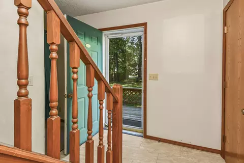 Entry Way - 144 Meadow Ave, Branson, MO 65616 photo 1 of 3