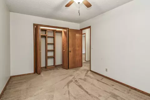 Bedroom - 144 Meadow Ave, Branson, MO 65616 photo 8 of 8