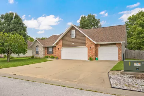 Exterior - 5103 N 10th Ave, Ozark, MO 65721 photo 2 of 11