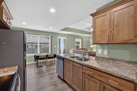 Kitchen - 509 Mark St, Billings, MO 65610 photo 3 of 3