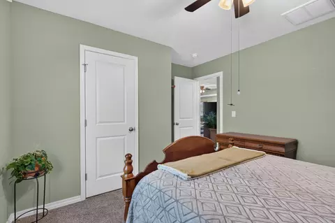 Bedroom - 509 Mark St, Billings, MO 65610 photo 2 of 4