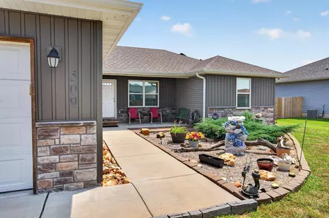 Exterior - 509 Mark St, Billings, MO 65610 photo 2 of 8