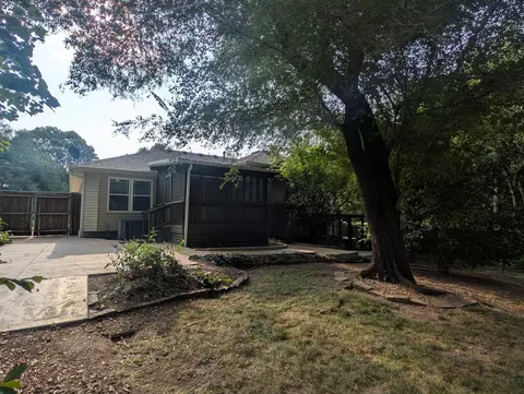 Exterior - 3737 S Oak Ave, Springfield, MO 65804 photo 17 of 17