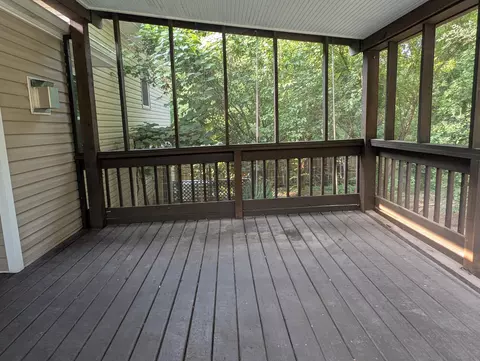 Exterior - 3737 S Oak Ave, Springfield, MO 65804 photo 6 of 17