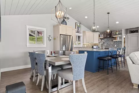 Dining - 608 Schodack Rd, Lampe, MO 65681 photo 1 of 3
