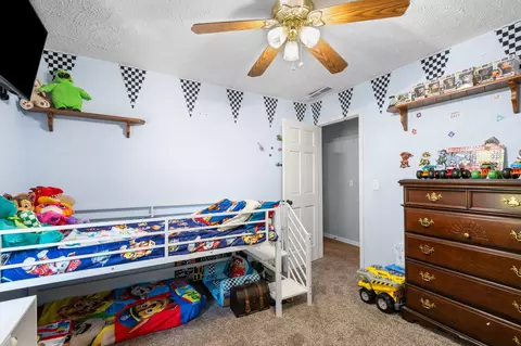 Bedroom - 1745 N Carnegie Rd, Nixa, MO 65714 photo 4 of 6