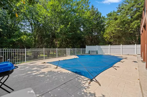 Exterior - 1745 N Carnegie Rd, Nixa, MO 65714 photo 9 of 19