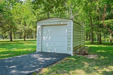 Exterior - 1745 N Carnegie Rd, Nixa, MO 65714 photo 13 of 19
