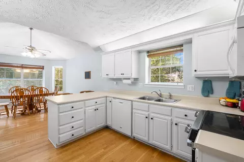 Kitchen - 1745 N Carnegie Rd, Nixa, MO 65714 photo 3 of 4