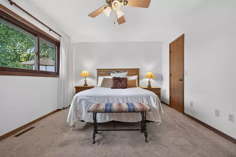 Bedroom - 851 W Stonehill Rd, Ozark, MO 65721 photo 3 of 9
