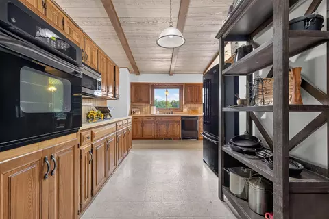 Kitchen - 851 W Stonehill Rd, Ozark, MO 65721 photo 2 of 8