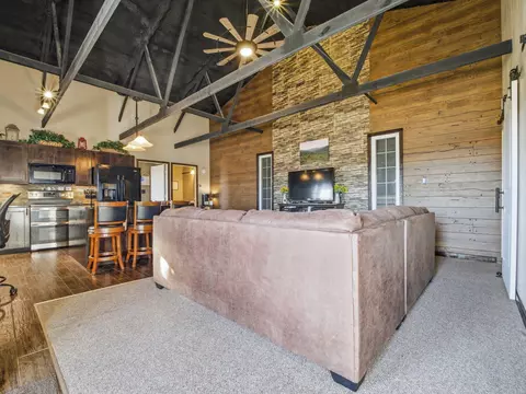 Living - Hcr 69 Box 100, Oldfield, MO 65720 photo 2 of 3