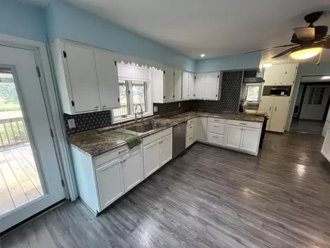 Kitchen - 5351 State Hwy, Purdy, MO 65734 photo 2 of 6