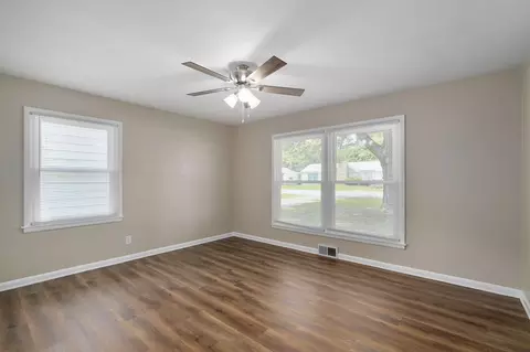 Living - 1840 S Glencrest Ave, Springfield, MO 65804 photo 6 of 6
