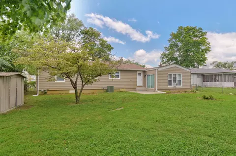 Exterior - 1840 S Glencrest Ave, Springfield, MO 65804 photo 7 of 9