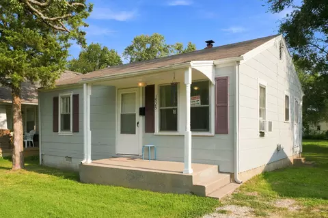 Exterior - 1925 W Atlantic St, Springfield, MO 65803 photo 3 of 10