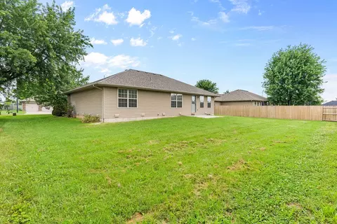 Exterior - 614 S Ashton Ave, Republic, MO 65738 photo 7 of 8