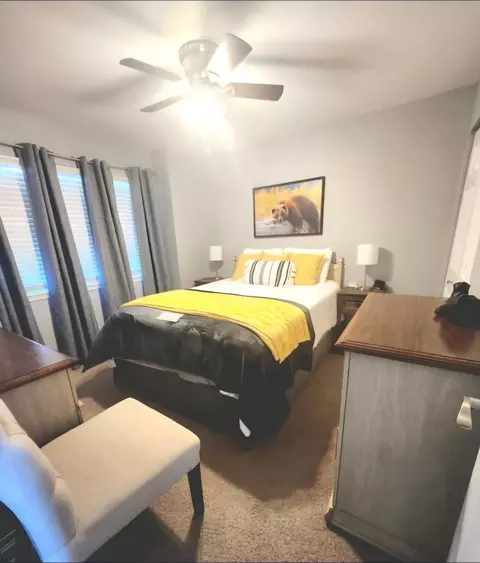 Bedroom - 25 Chickadee Ct #4, Branson, MO 65616 photo 2 of 3