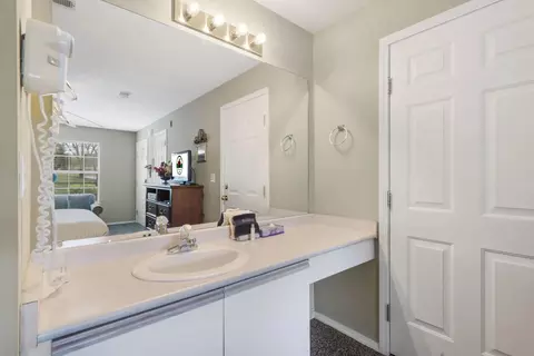 Bath - 120 Spring Creek Ct #23, Branson, MO 65616 photo 2 of 2