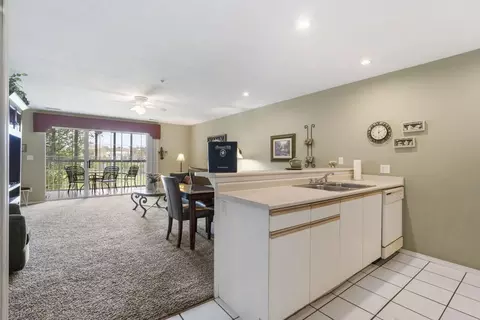 Kitchen - 120 Spring Creek Ct #23, Branson, MO 65616 photo 3 of 4