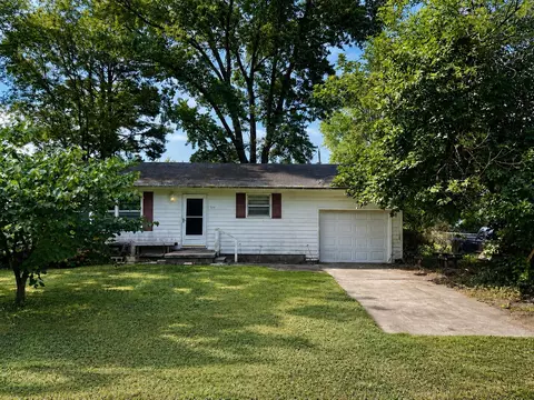504 W Fisher St, Humansville, MO 65674