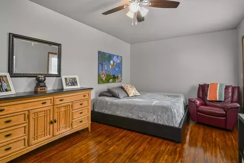 Bedroom - 185 Buxton Rd, Forsyth, MO 65653 photo 2 of 3