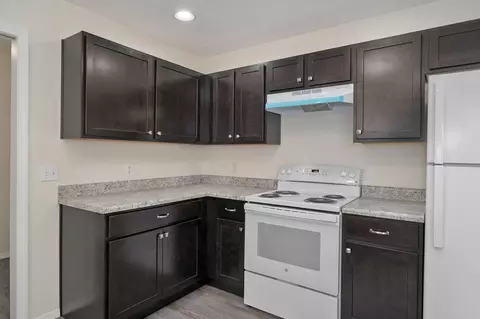 Kitchen - 2134 N Howard Ave, Springfield, MO 65803 photo 2 of 2