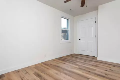 Bedroom - 2533 W Walnut St, Springfield, MO 65806 photo 2 of 4