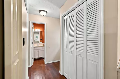Entry Way - 4544 S Holland Ave, Springfield, MO 65810 photo 2 of 3