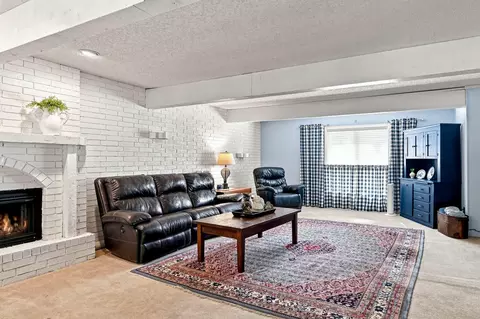 Living - 4544 S Holland Ave, Springfield, MO 65810 photo 3 of 5