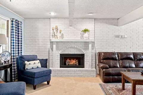 Living - 4544 S Holland Ave, Springfield, MO 65810 photo 2 of 5
