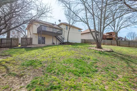 Exterior - 1957 W Nottingham St, Springfield, MO 65810 photo 9 of 10