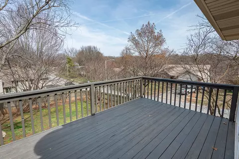 Exterior - 1957 W Nottingham St, Springfield, MO 65810 photo 5 of 10