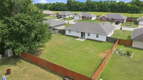 View/Area - 405 E Whitethorn Dr, Republic, MO 65738 photo 1 of 3