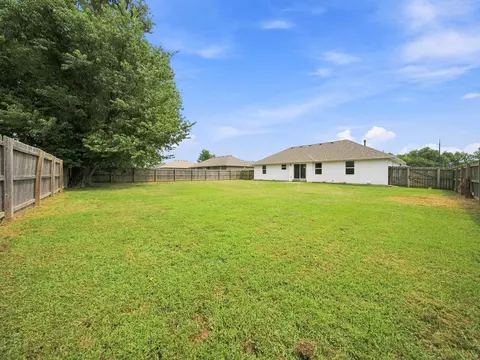Exterior - 405 E Whitethorn Dr, Republic, MO 65738 photo 4 of 4