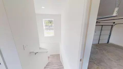 Entry Way - 124 E Sunset Cove Ln, Branson, MO 65616 photo 2 of 7