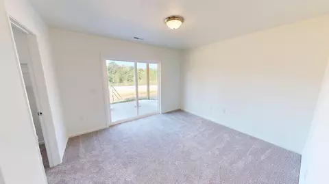 Bedroom - 124 E Sunset Cove Ln, Branson, MO 65616 photo 5 of 13
