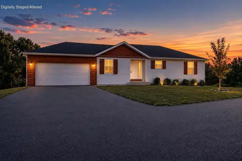 Exterior - 124 E Sunset Cove Ln, Branson, MO 65616 photo 1 of 6