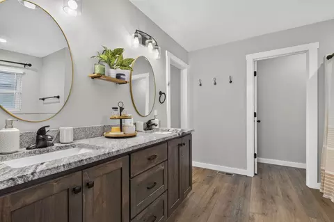 Bath - 4247 Tuscany Cir, Ozark, MO 65721 photo 1 of 4