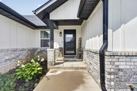 Exterior - 4247 Tuscany Cir, Ozark, MO 65721 photo 3 of 10