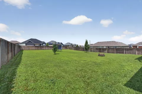 Exterior - 4247 Tuscany Cir, Ozark, MO 65721 photo 5 of 10