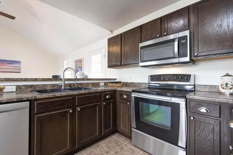 Kitchen - 3808 N Spring Brooke Ave, Springfield, MO 65803 photo 3 of 3