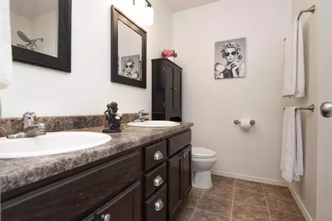 Bath - 3808 N Spring Brooke Ave, Springfield, MO 65803 photo 1 of 2
