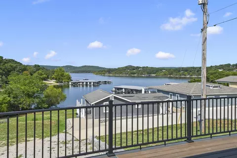 140 Fishermans Tale Ln, Reeds Spring, MO 65737