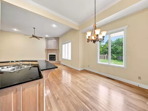 Living - 3411 E Anne St, Ozark, MO 65721 photo 7 of 12