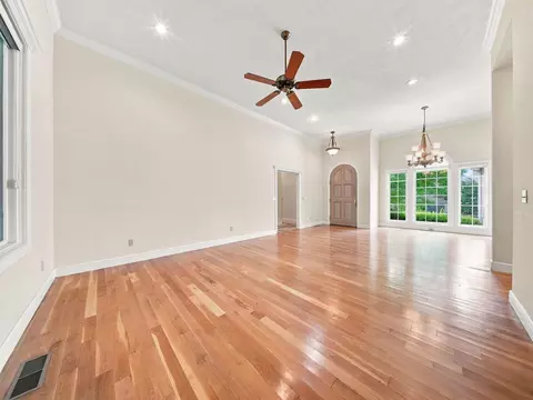 Living - 3411 E Anne St, Ozark, MO 65721 photo 4 of 12